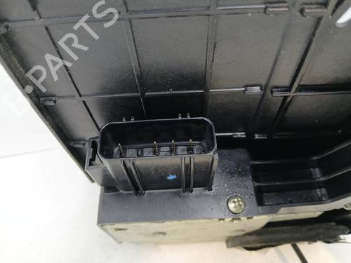Høyre foran lås FORD FIESTA V (JH_, JD_) 1.4 TDCi | BP29869128C97