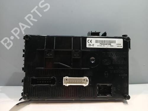 Sikringsdåse RENAULT CLIO II (BB_, CB_) 1.5 dCi (B/C2J) (68 hp) 30379132