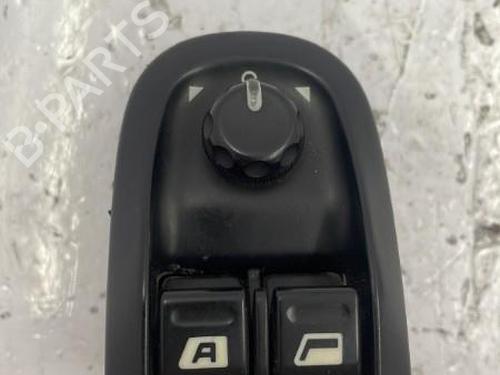 Used Switch Switch PEUGEOT 206 SW (2E/K) 2.0 HDi (90 hp) 22837176 22837176