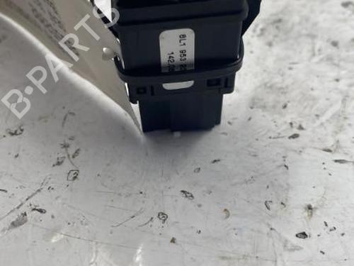 Used Warning switch Warning switch SEAT IBIZA III (6L1) 1.4 TDI (80 hp) 22837434 22837434