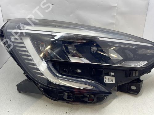 right-headlight-renault-clio-v-b7_-2019-33748189 main image