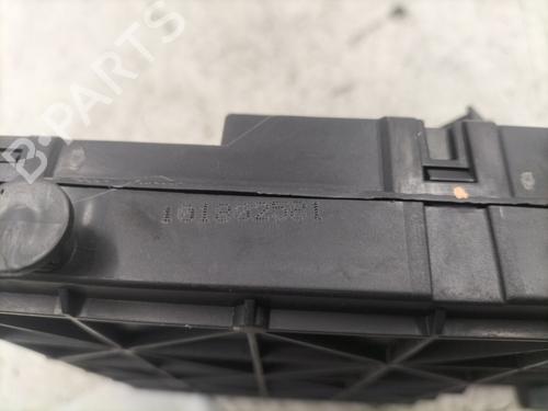 Used Fuse box Fuse box 24148770 24148770