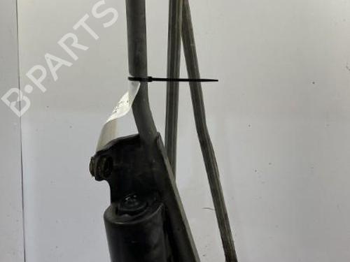 Used Front wiper motor HONDA ACCORD II Hatchback (AC, AD) 1.6 EX (AC) (88 hp) 22841056