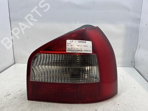 Højre baglygte AUDI A3 (8L1) 1.9 TDI (100 hp) 22813982