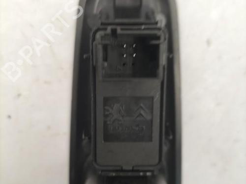 Used Left rear window switch Left rear window switch PEUGEOT 3008 I MPV (0U_) 1.6 HDi (114 hp) 22832445 22832445
