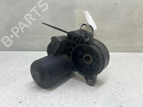 Electric handbrake JAGUAR E-PACE (X540) 2.0 D150 AWD | BP40221914E5 - Image 2