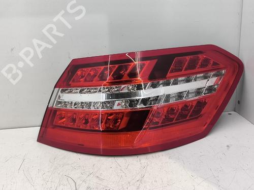 Used Right taillight Right taillight MERCEDES-BENZ E-CLASS (W212) E 350 CDI (212.023) (265 hp) 40609340 40609340