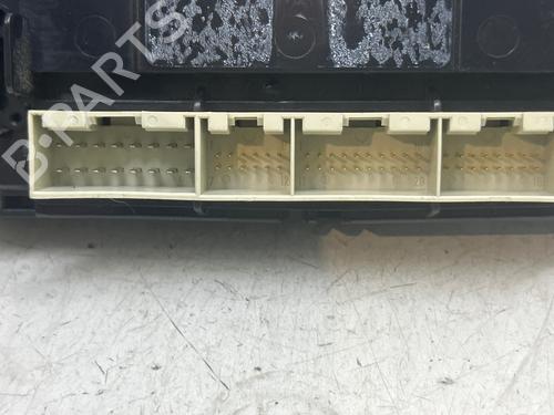 Used Climate control Climate control SKODA SUPERB I (3U4) 1.9 TDI (105 hp) 40018526 40018526