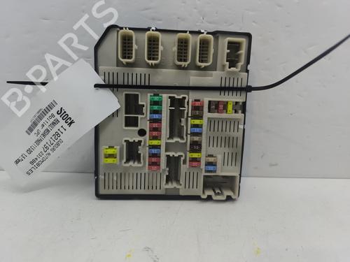 Used Electronic module RENAULT MEGANE III Hatchback (BZ0/1_, B3_) 1.5 dCi (BZ0C) (90 hp) 31581625