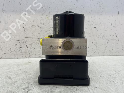 Módulo de ABS VW POLO IV (9N_, 9A_) 1.2 12V (64 hp) 28525965