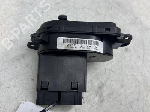 Headlight switch FORD FIESTA V (JH_, JD_) 1.6 TDCi | BP28054321I24 