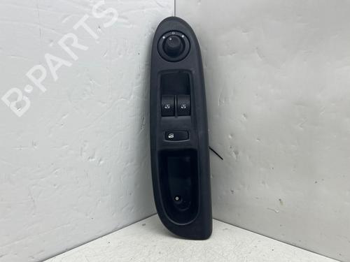 Used Left front window switch Left front window switch RENAULT CLIO II (BB_, CB_) 1.5 dCi (100 hp) 35886587 35886587