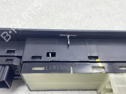 Left front window switch SUZUKI SWIFT III (MZ, EZ)  | BP31706141I27  - Image 5