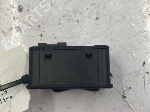 Right front window switch OPEL MERIVA A MPV (X03) 1.3 CDTI (E75) | BP22836797I26 