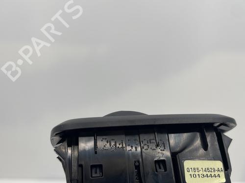 Used Right front window switch Right front window switch FORD KA+ III (UK, FK) 1.2 (70 hp) 33448139 33448139