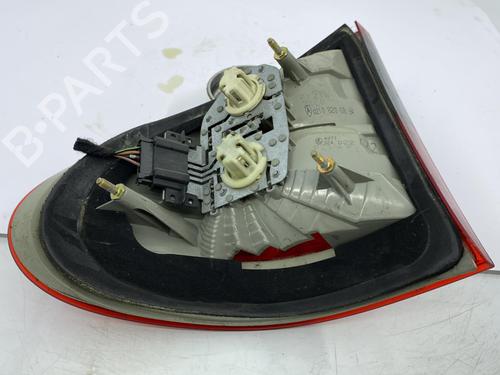 Used Right taillight Right taillight MERCEDES-BENZ E-CLASS T-Model (S210) E 320 T CDI (210.226) (197 hp) 22816413 22816413