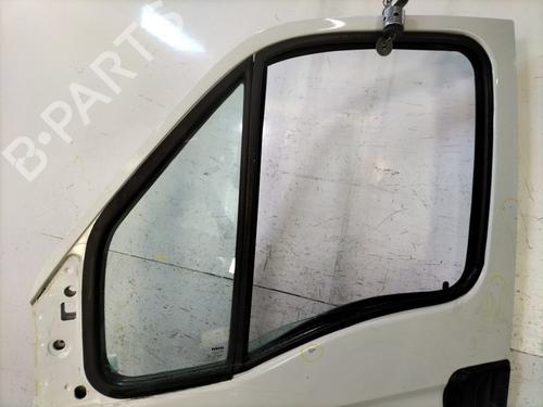 Used Left front door Left front door 30650409 30650409