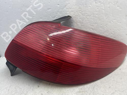 Used Right taillight PEUGEOT 206 Hatchback (2A/C) 2.0 HDI 90 (90 hp) 31582291