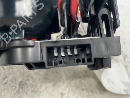 left-tailgate-light-bmw-3-touring-f31-2012-2013-2014-2015-2016-2017-2018-2019-23830526 main image