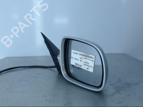Used Right mirror Right mirror 22814294 22814294