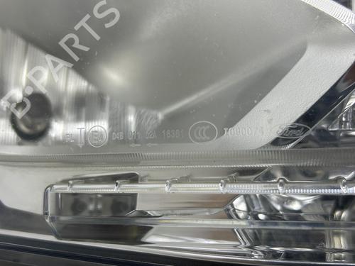right-front-fog-light-ford-kuga-ii-dm2-2012-36370668 main image