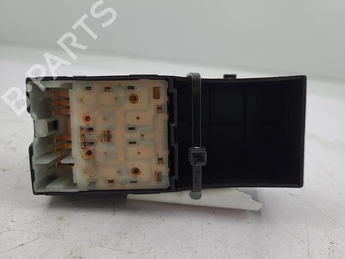 Used Switch NISSAN MICRA III (K12) 1.5 dCi (86 hp) 22819135