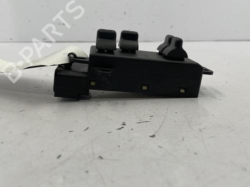 Used Switch CHRYSLER VOYAGER IV (RG, RS) 2.5 CRD (141 hp) 22830401