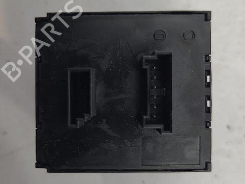 Used Warning switch Warning switch BMW 3 Coupe (E92) 320 d (177 hp) 22823419 22823419