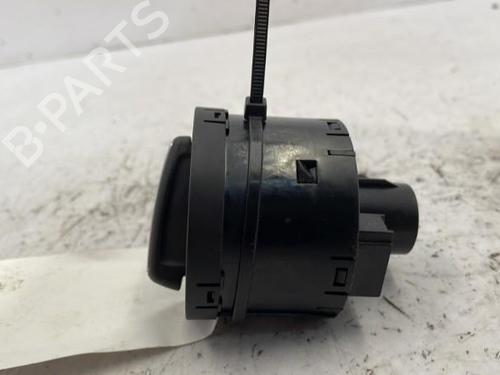 Used Headlight switch VW POLO V (6R1, 6C1) 1.4 TDI (90 hp) 22833244