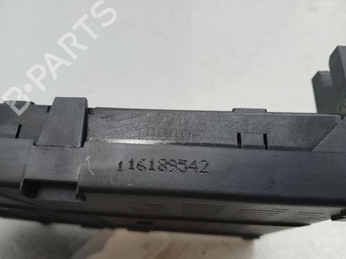 Fuse box PEUGEOT 307 (3A/C) 1.6 16V | BP30647656E1