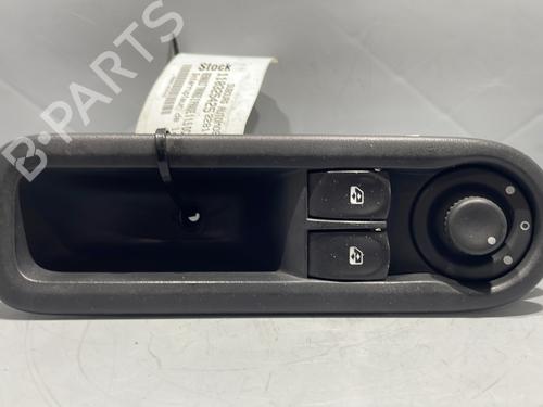 Used Switch RENAULT TWINGO II (CN0_) 1.5 dCi (CN0E) (64 hp) 28328426