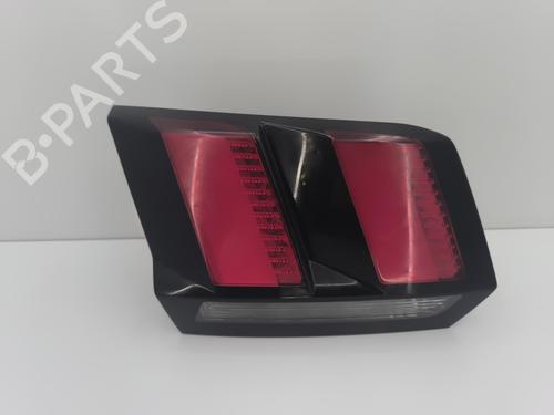 Used Left tailgate light PEUGEOT 3008 II SUV (MC_, MR_, MJ_, M4_) 1.6 BlueHDi 120 (120 hp) 30899237