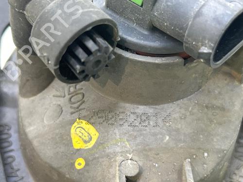 Used Right front fog light Right front fog light 37237349 37237349