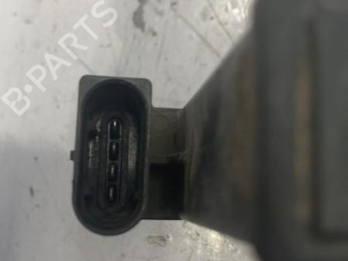 electric-handbrake-citroen-c4-picasso-ii-16-hdi-bluehdi-115-98072635zd-2013-22835227 main image