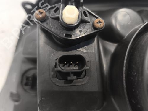 Right headlight NISSAN X-TRAIL I (T30) 2.2 dCi | BP25146915C29 