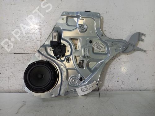 Lève-vitre arrière droit KIA SPORTAGE III (SL) 1.7 CRDi (116 hp) 31926900