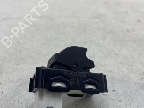 Right front window switch CITROËN C3 III (SX) 1.2 PureTech 82 | BP30088402I26