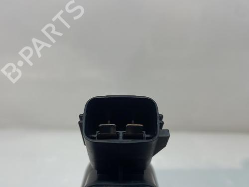 electric-handbrake-renault-megane-iv-hatchback-b9amn_-2015-30545391 main image