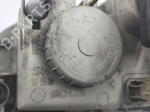 Used Right headlight Right headlight RENAULT SAFRANE I (B54_) 2.1 dT (B546) (88 hp) 22826093 22826093