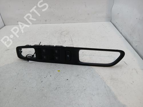 Used Left front window switch RENAULT CLIO IV (BH_) 1.2 TCe 120 (BHAU) (118 hp) 29894355