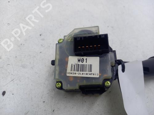 Comutador piscas / escovas Comutador piscas / escovas HYUNDAI i30 (FD) 1.4 (109 hp) 34335795 34335795