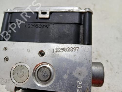 ABS pump PORSCHE MACAN (95B) 2.0 | BP39689691M43 - Image 5