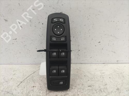 Used Switch RENAULT LAGUNA III (BT0/1) 2.0 dCi (BT01, BT08, BT09, BT0E, BT0K, BT12, BT1C, BT1D,... (150 hp) 24468904