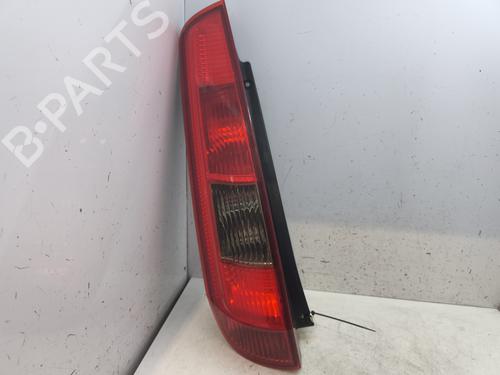 Używane Lampa tylna lewa FORD FIESTA V (JH_, JD_) 1.4 TDCi (68 hp) 28591808