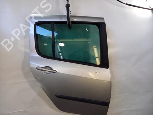 Drzwi tylne prawe RENAULT MODUS / GRAND MODUS (F/JP0_) 1.2 (JP0C, JP0K, FP0C, FP0K, FP0P, JP0P, JP0T) 821003585R