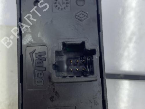 Used Warning switch Warning switch DACIA LOGAN MCV II 1.5 dCi (90 hp) 22828938 22828938