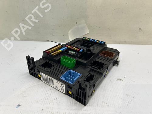 Fuse box PEUGEOT 2008 I (CU_) 1.2 PureTech 82 | BP38530797E1 - Image 5