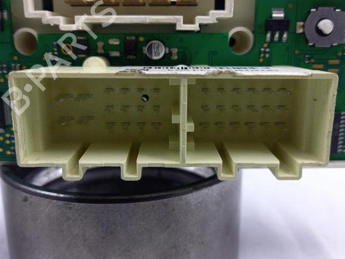 Used Climate control Climate control 22825754 22825754