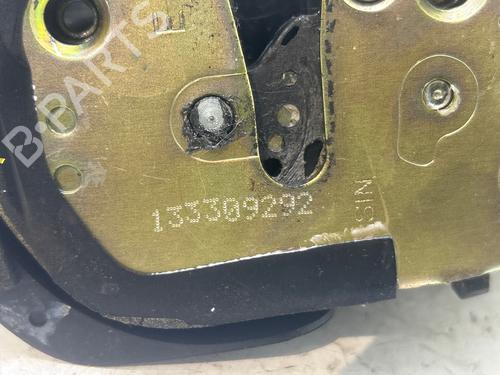 Venstre bagtil lås Venstre bagtil lås TOYOTA RAV 4 II (_A2_) 2.0 4WD (ACA21, ACA20) (150 hp) 39663835 39663835