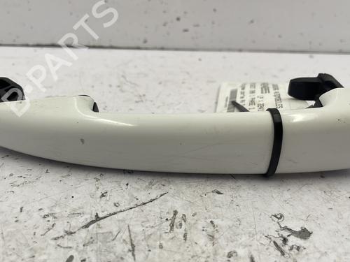 Used Front right exterior door handle PEUGEOT 208 I (CA_, CC_) 1.6 HDi (92 hp) 22842984
